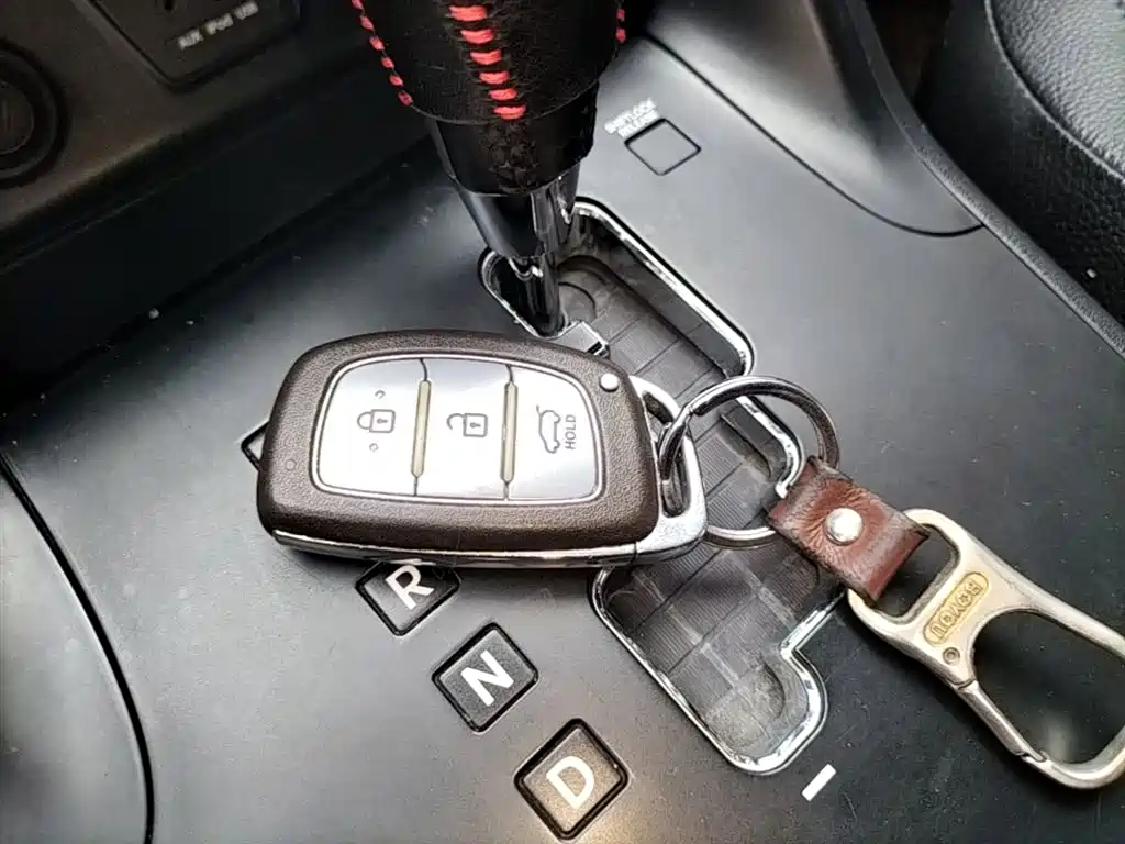 Hyundai Beijing Hyundai ix35 2013 2.0L Auto 2WD Smart GLS China IV фото 9