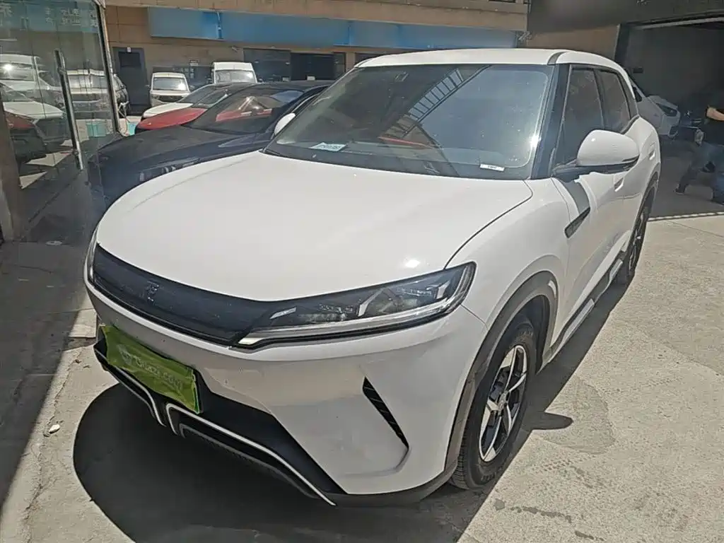 BYD Yuan UP 2024 401KM Leading Edition фото 2
