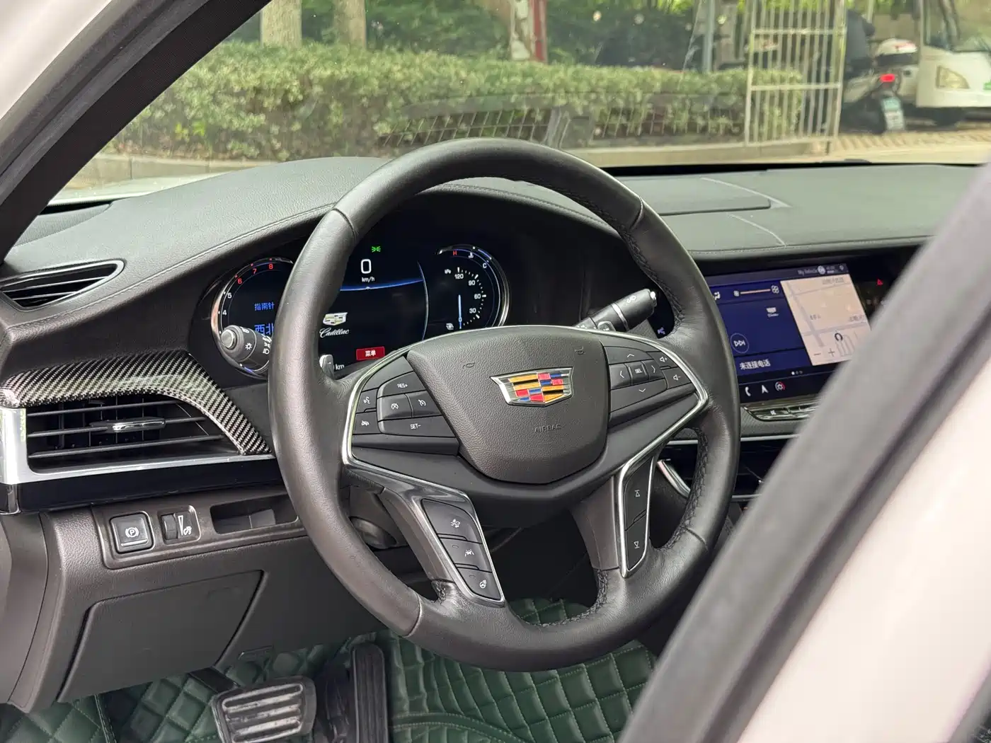 Cadillac CT6 2019 28T Leading Sport Model фото 16