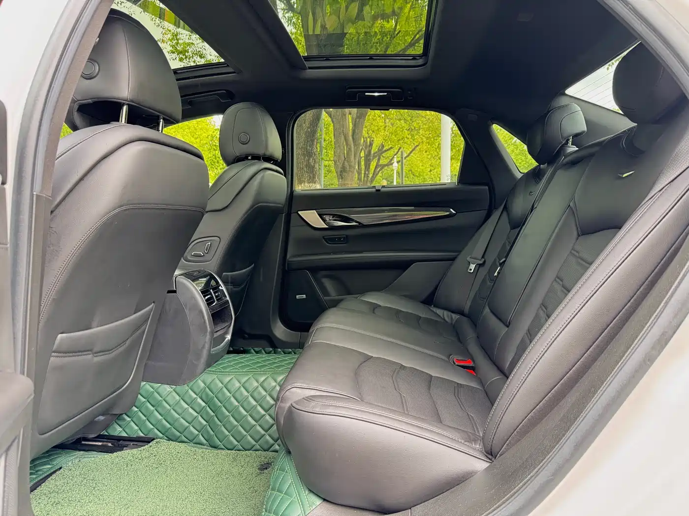 Cadillac CT6 2019 28T Leading Sport Model фото 6