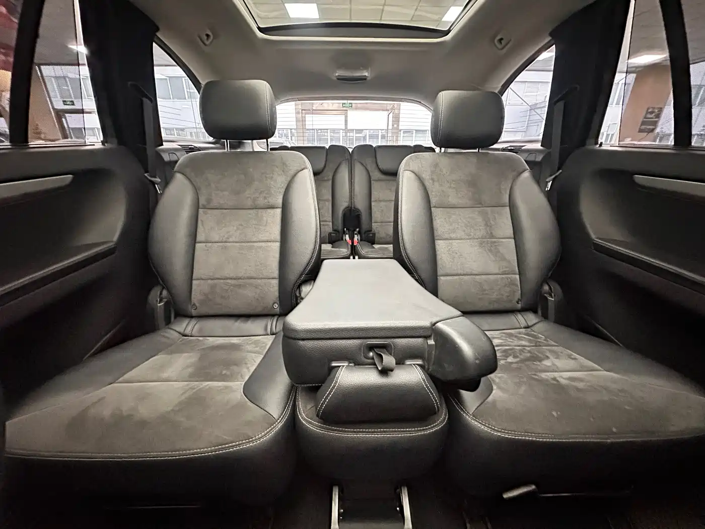 Mercedes-Benz R-Class 2015 R 320 4MATIC Luxury фото 38