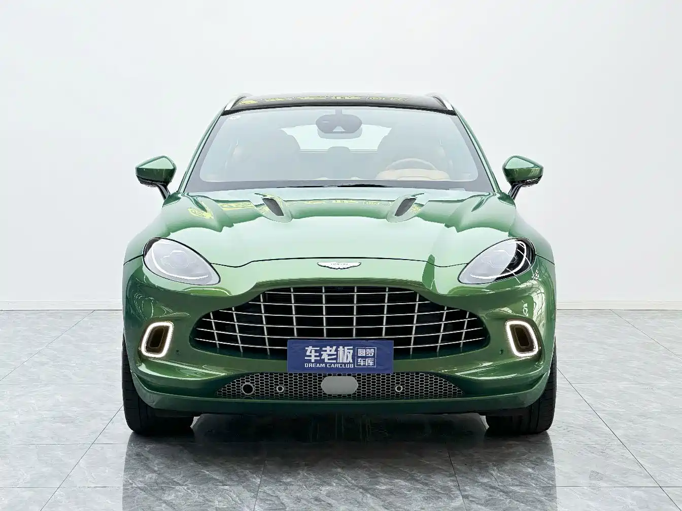 Aston Martin DBX 2023 2022 3.0T STRAIGHT-SIX