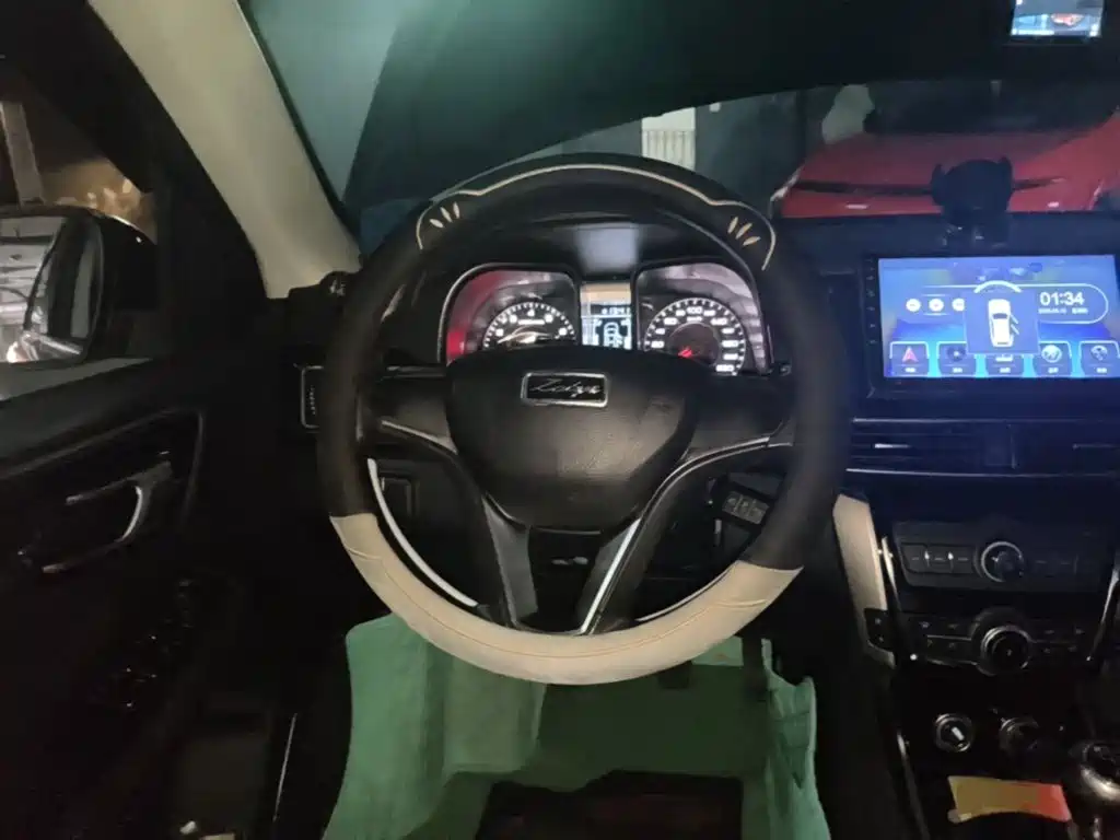 Zotye Damai X5 2016 2015 1.5T Manual Elite China V