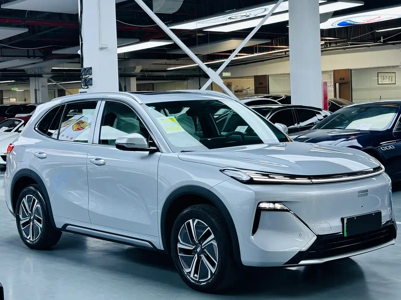Geely Galaxy Galaxy Starship 7 EM-i 2025 Model 120km Explorer+ Edition фото 3