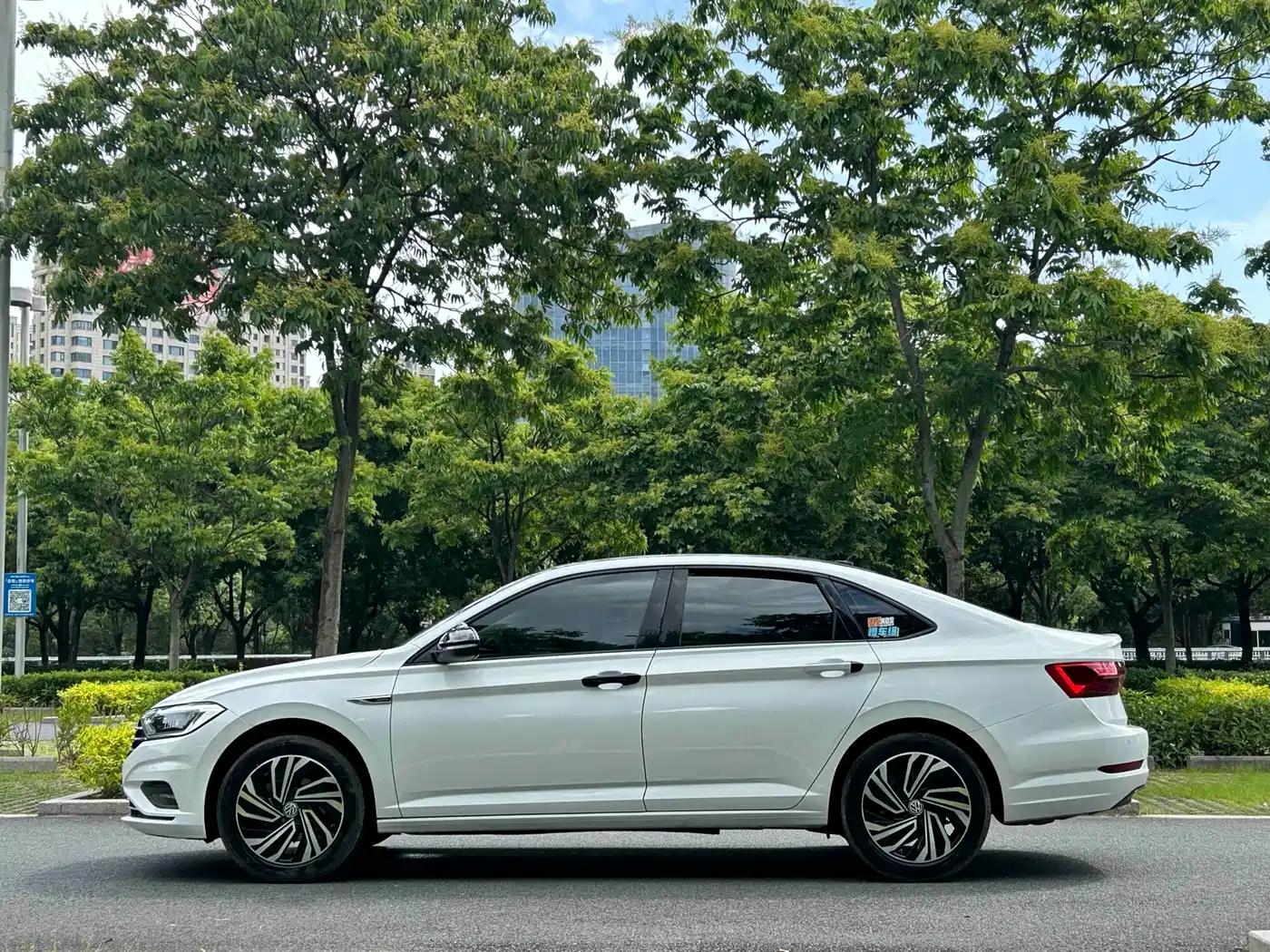 Volkswagen Sagitar 2021 280TSI DSG Surpassing Edition фото 7