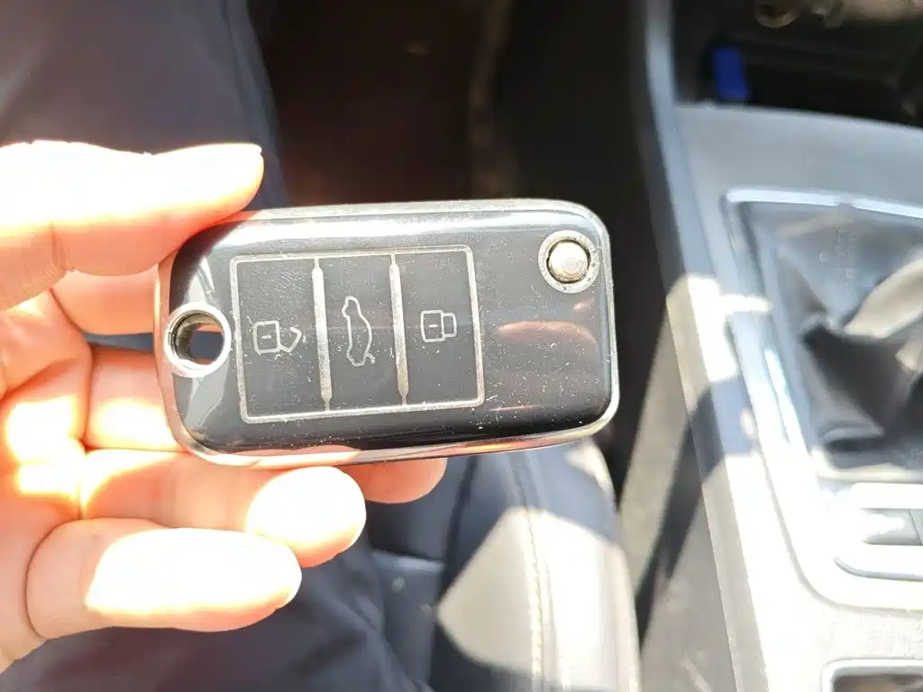 Фото 9 - Roewe i6