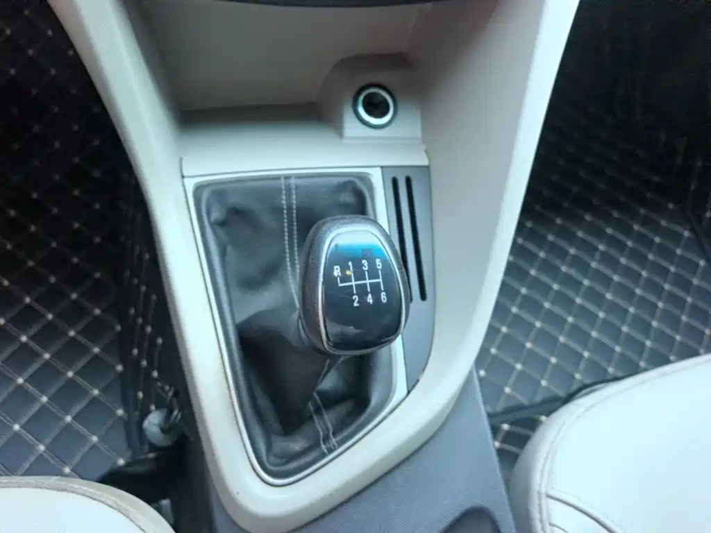 Фото 14 - Buick Excelle