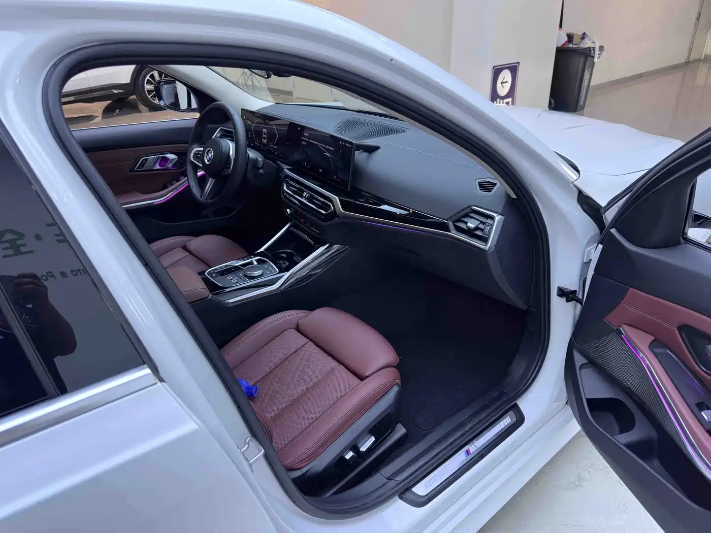 BMW 3 Series 2023 320Li M Sport Package фото 10