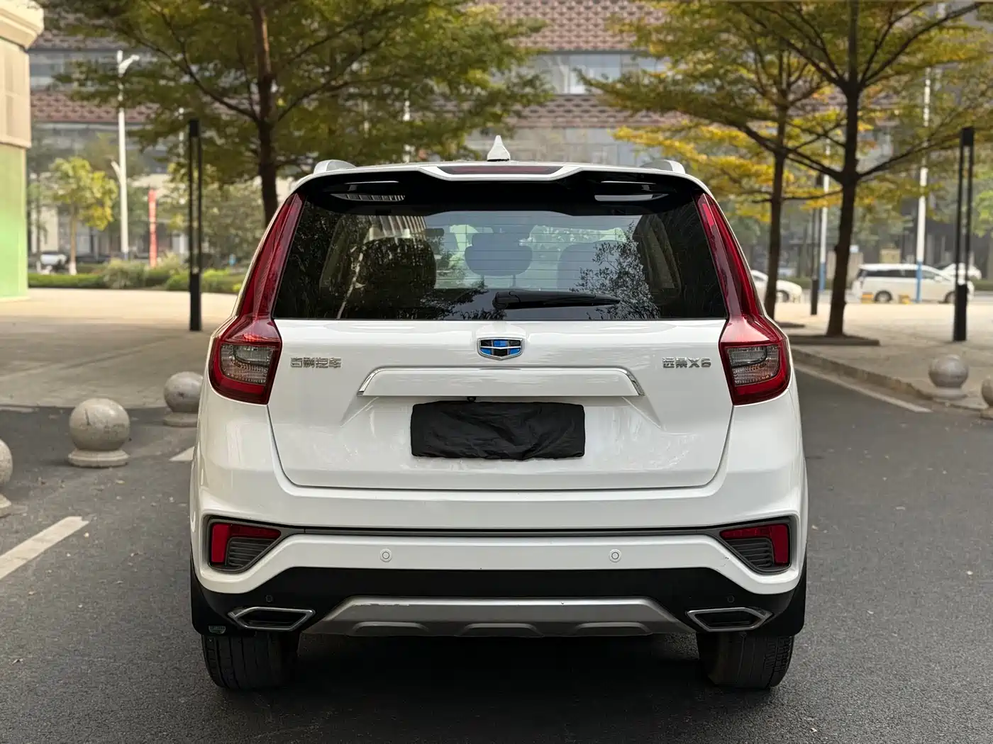 GEELY AUTOMOBILE VISION X6