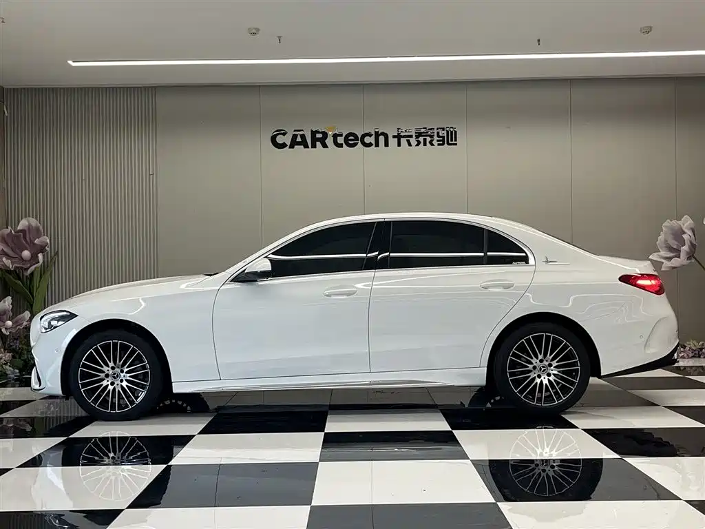Mercedes-Benz C-Class 2024 Facelift C 260 L фото 8