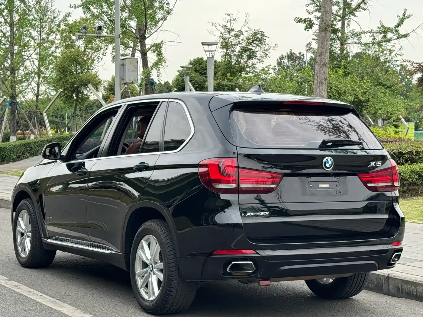 BMW X5 (Import) 2017 xDrive35i Elegance фото 20