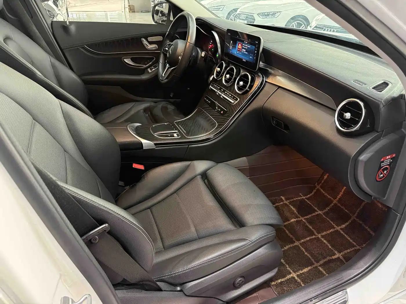 Mercedes-Benz C-Class 2019 C 260 L Sport фото 11