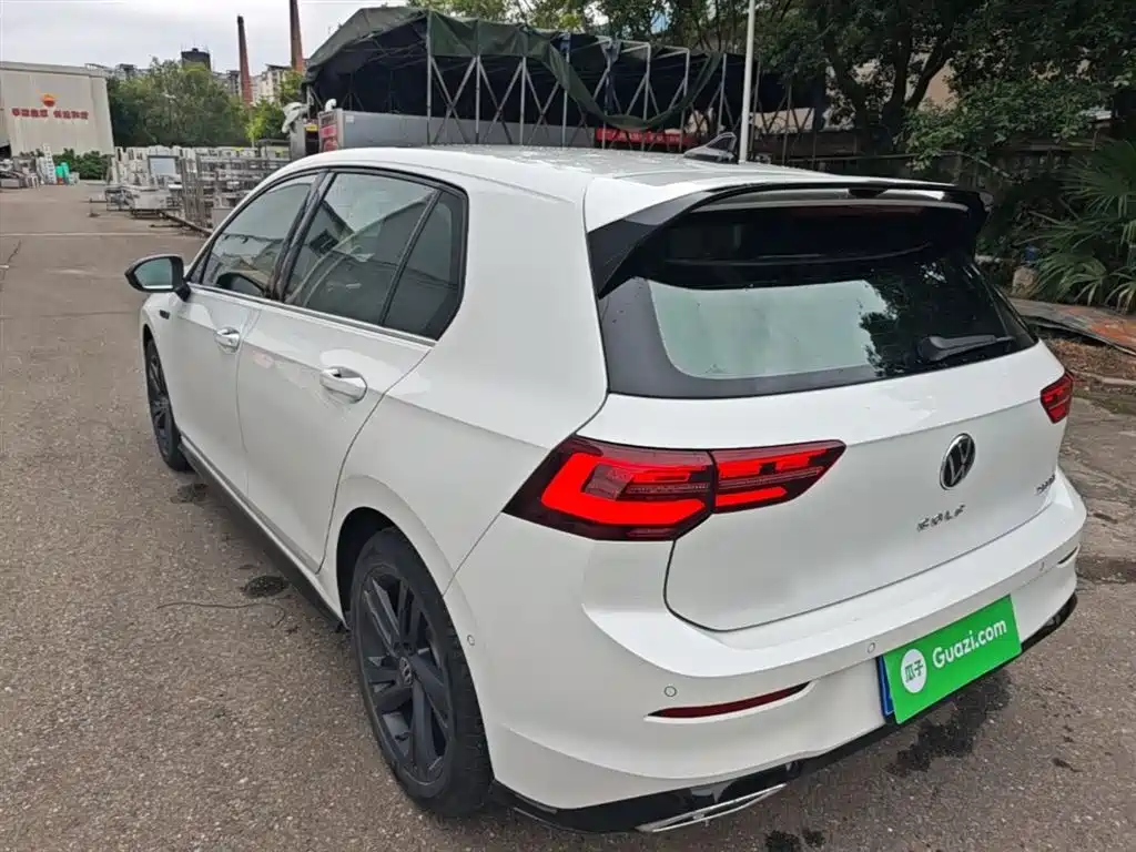 Volkswagen Golf 2021 280TSI DSG R-Line фото 5