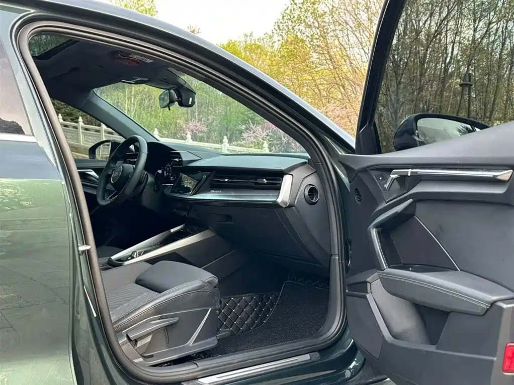 Audi A3 2022 Sportback 35 TFSI Style Elegance фото 10