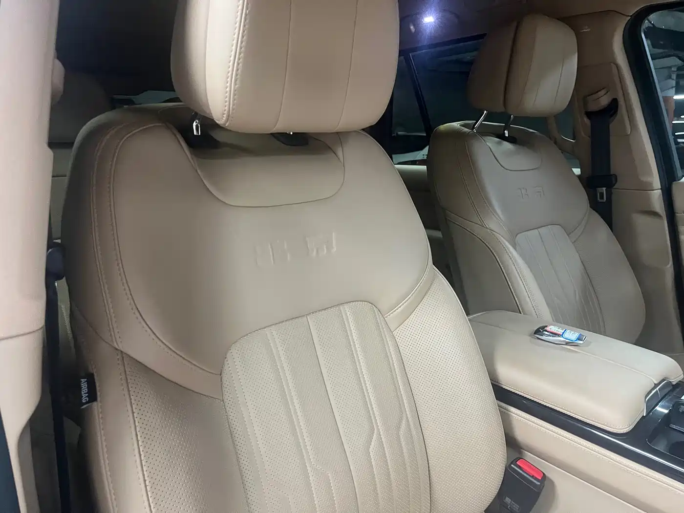 BAIC ORV Beijing Off-Road BJ60 Leiting 2024 Model Magic Core E-Drive Advanced 7-Seater фото 25