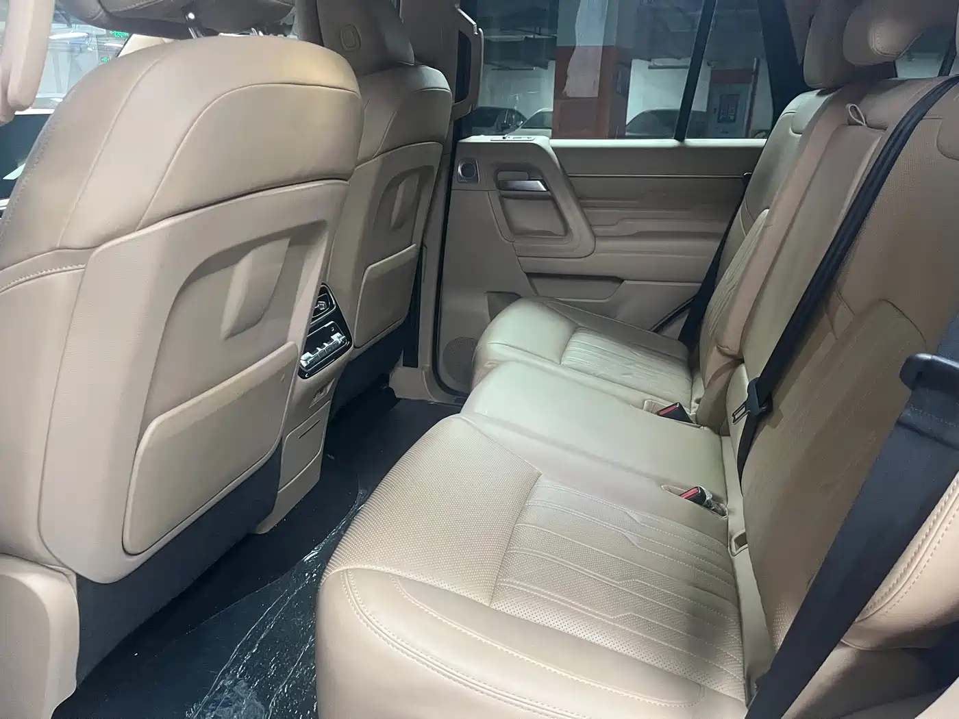 BAIC ORV Beijing Off-Road BJ60 Leiting 2024 Model Magic Core E-Drive Advanced 7-Seater фото 26