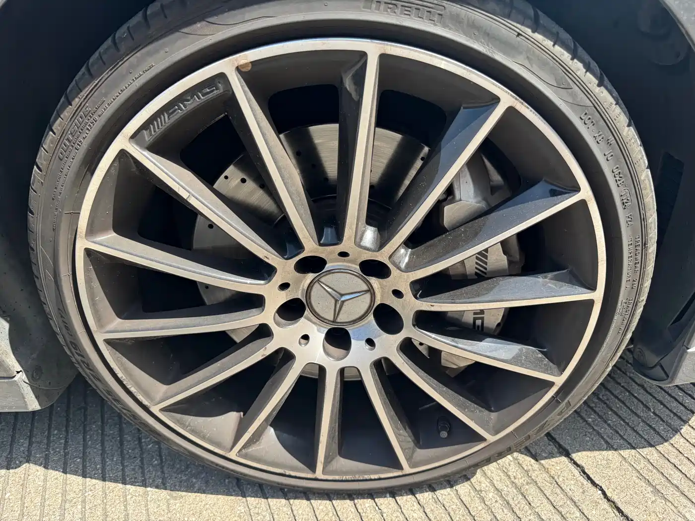 Mercedes-Benz A-Class AMG 2022 AMG A 35 L 4MATIC фото 4