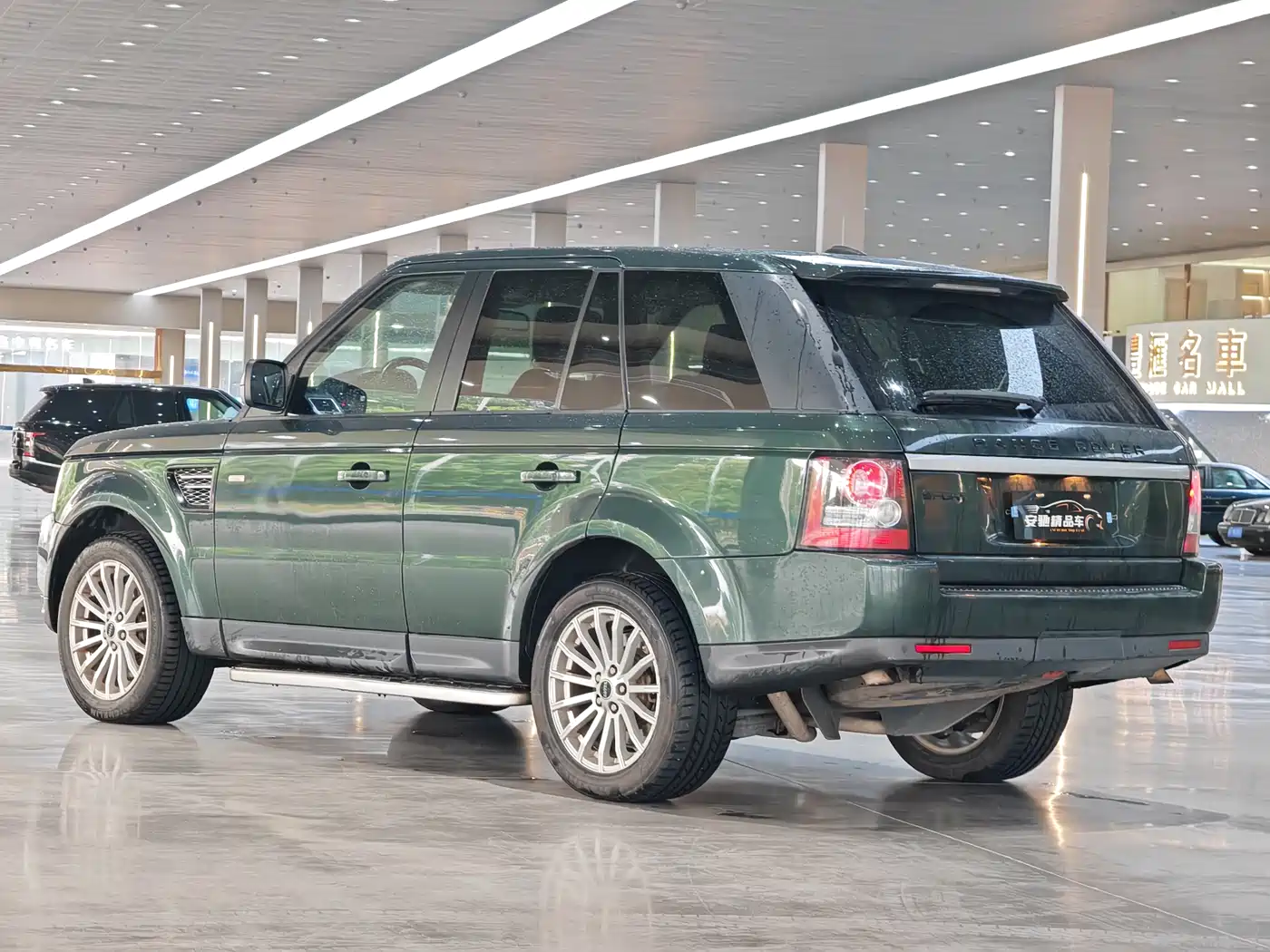 Land Rover Range Rover Sport 2011 3.0 TDV6 Diesel фото 18