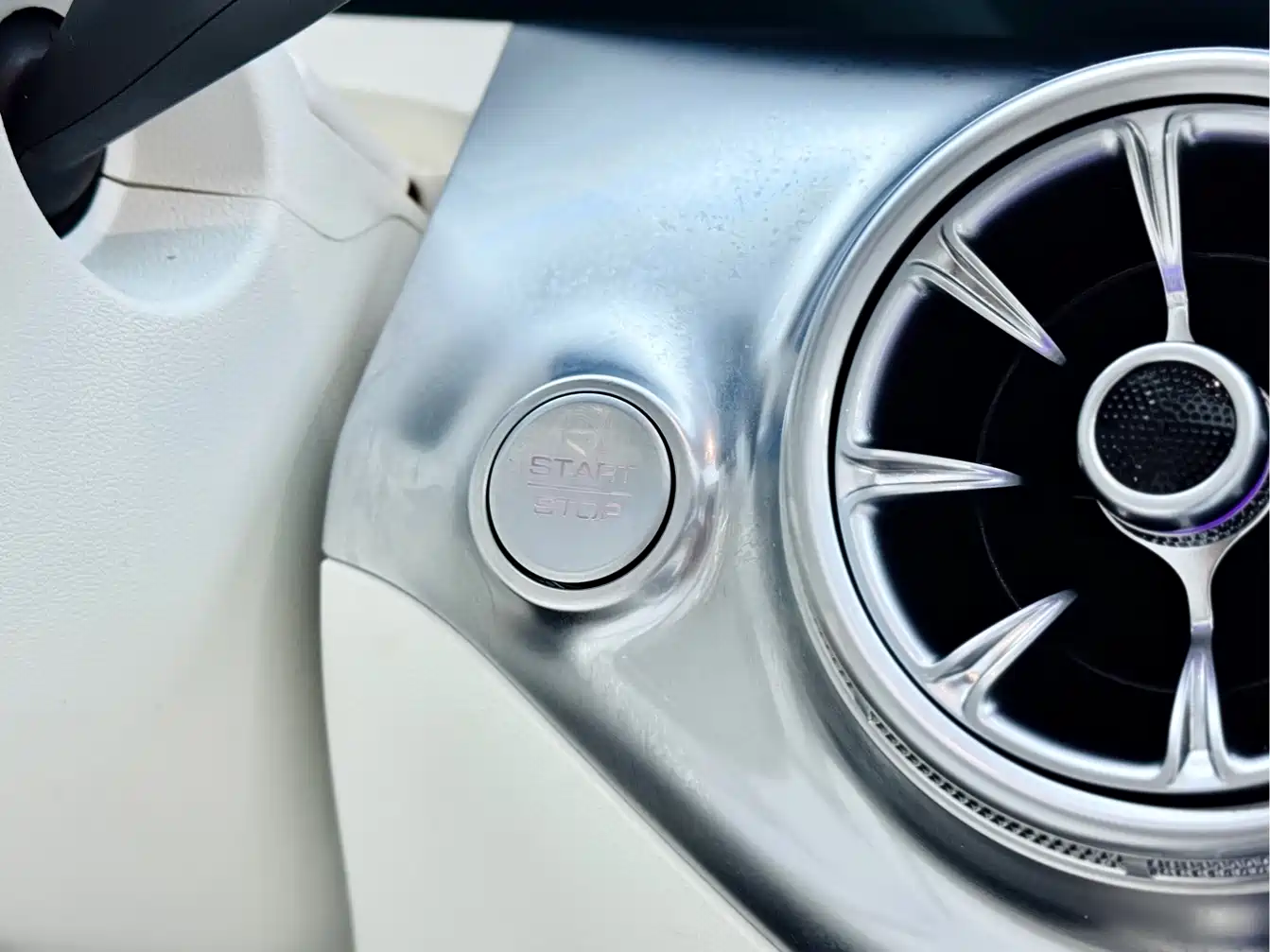 TANK CO CREATION TANK 300