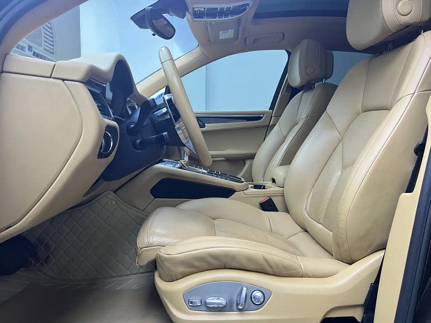 Porsche Macan 2016 Macan S 3.0T фото 6