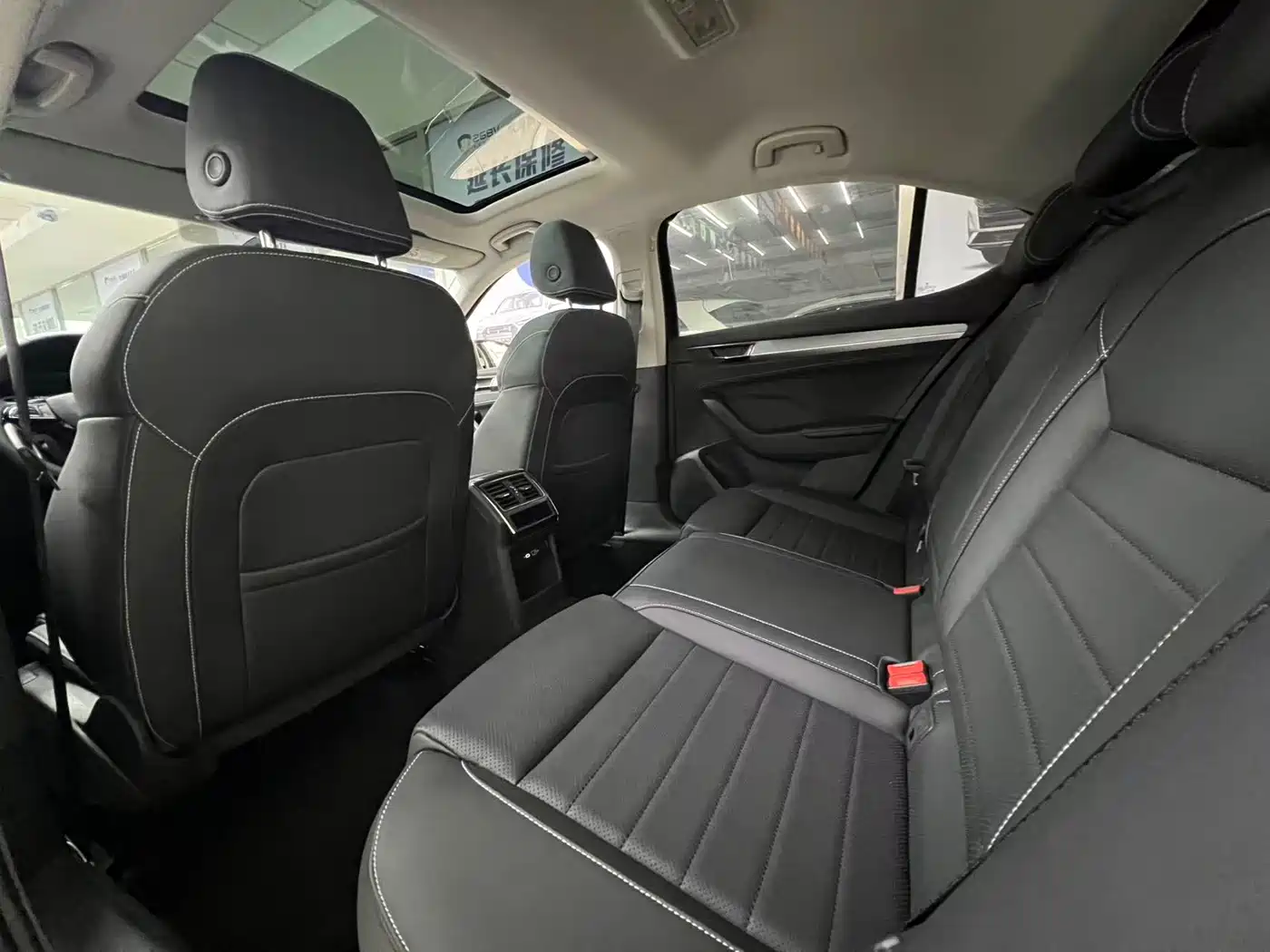 Škoda Superb 2024 TSI280 DSG Premium Edition фото 7