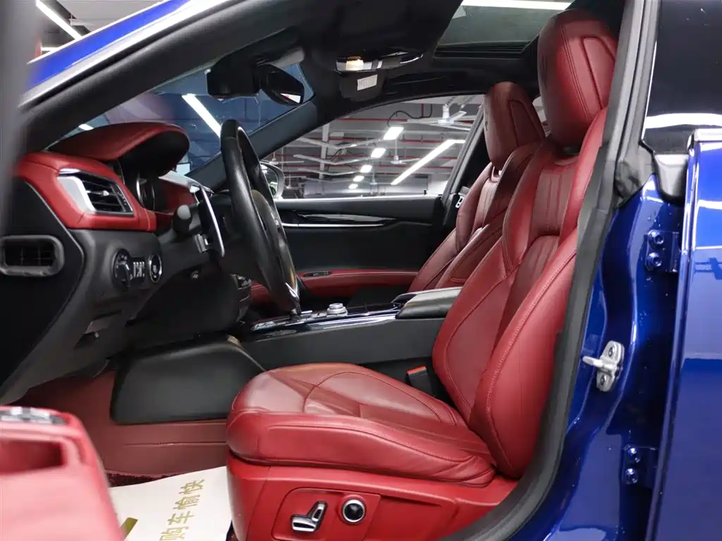 Maserati Ghibli 2024 2023 3.0T Modena