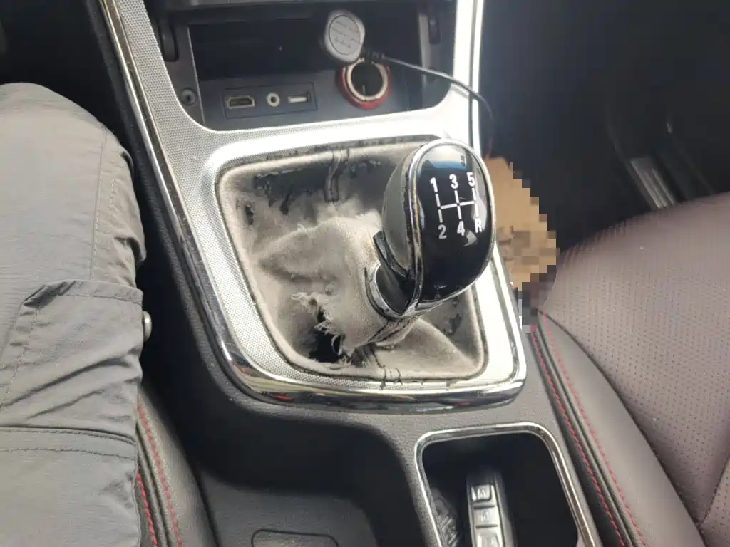 Baojun 560 2015 2015 1.8L Manual Luxury