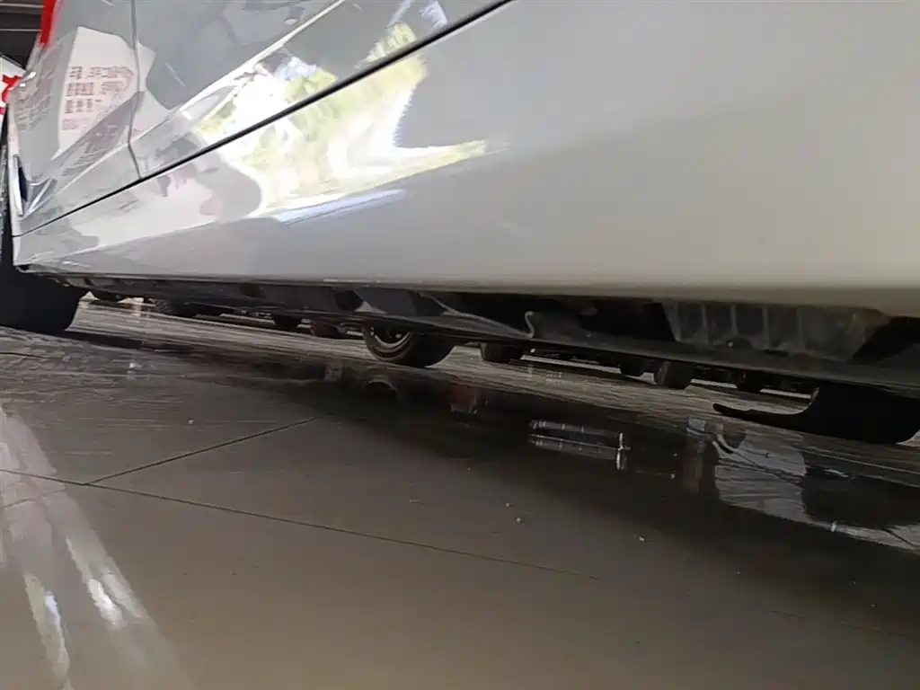 BMW 5 Series 2022 Model Second Facelift 525Li Luxury Package фото 22