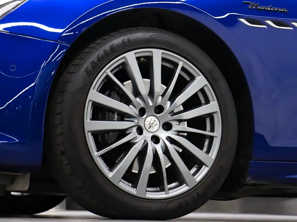 Maserati Ghibli 2024 2023 3.0T Modena