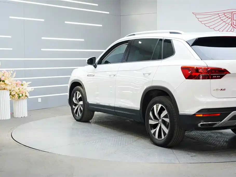 Volkswagen Tayron 2019 330TSI 4WD Luxury China V фото 3