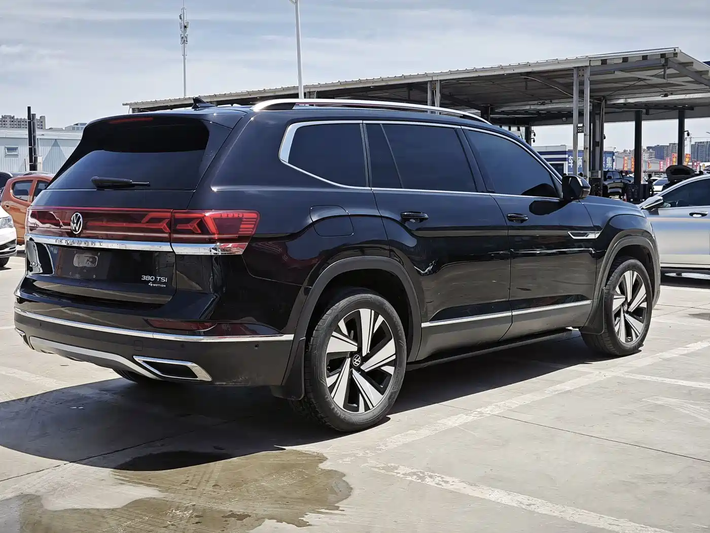 Volkswagen Teramont 2024 380TSI 4WD Prestige Luxury Edition фото 5