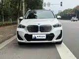Photo 2 - BMW iX1