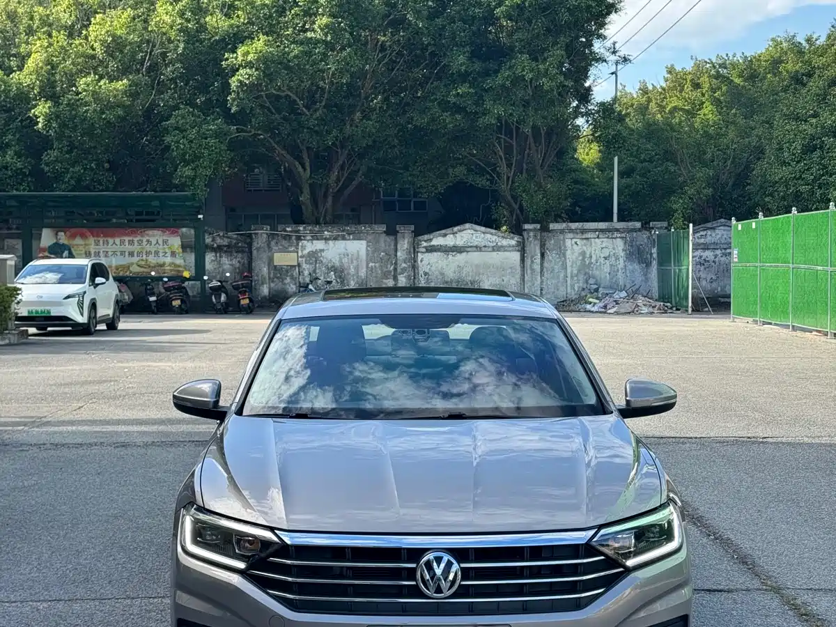 Volkswagen Sagitar 2021 280TSI DSG Comfort Smart Connect Edition фото 2