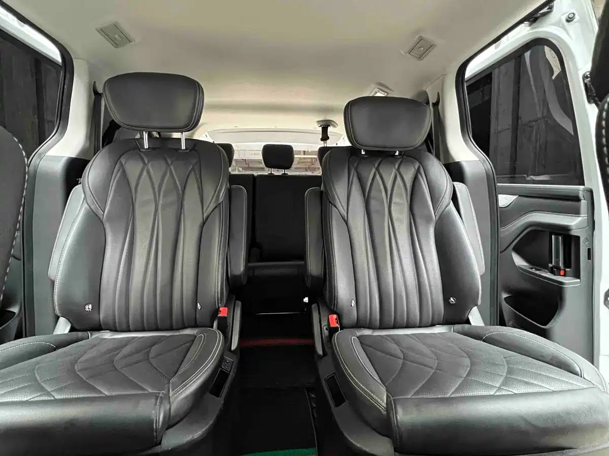 SAIC Maxus Maxus G20 2023 Facelift PLUS 2.0T Diesel Automatic Luxury Edition фото 6