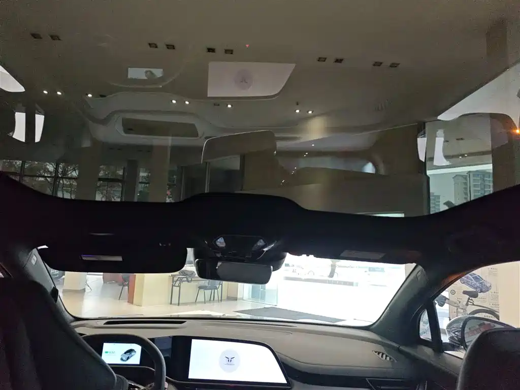 Hongqi Tian Gong 08 2025 730 Smart Selection Edition фото 18