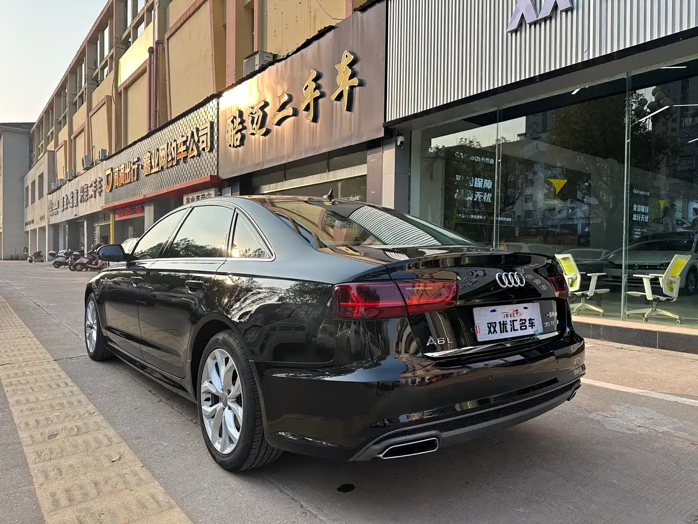 Audi A6L 2018 30th Anniversary 35 TFSI Fashion фото 9