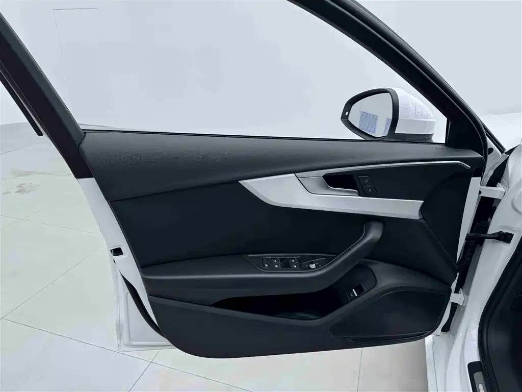 Audi A4L 2019 40 TFSI Fashion (China VI) фото 10