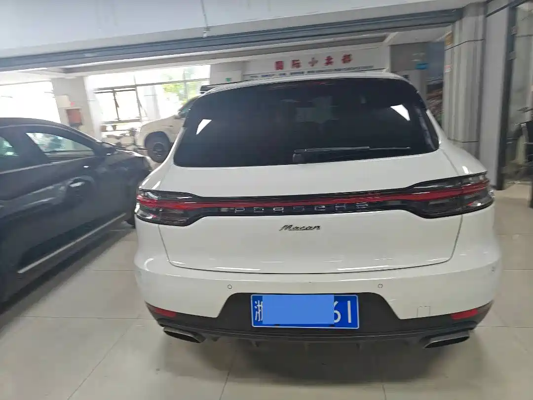 Porsche Macan 2018 Macan 2.0T фото 9