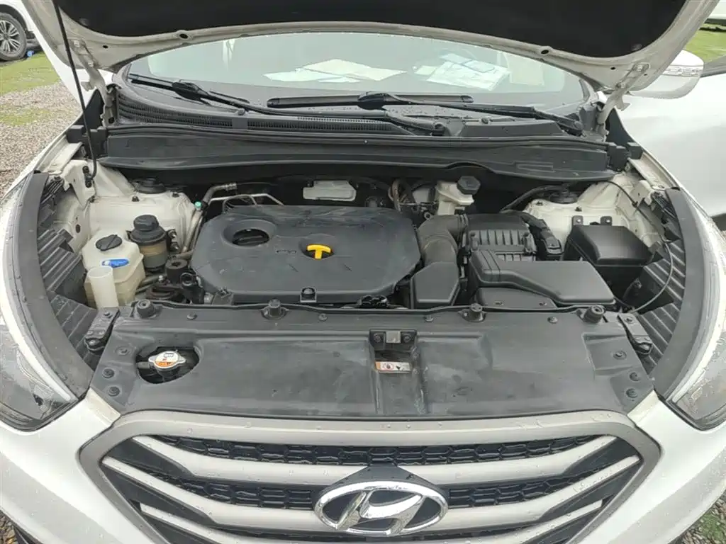 Hyundai Beijing Hyundai ix35 2013 2.0L Auto 2WD Smart GLS China IV фото 20