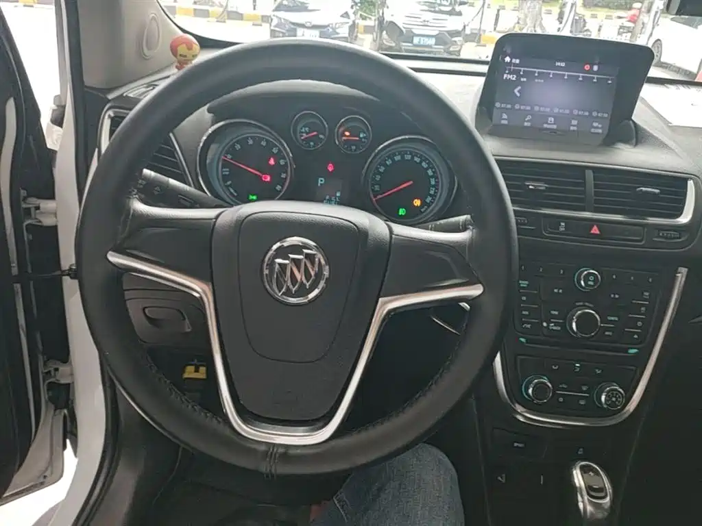 Buick Encore 2015 1.4T Automatic 2WD Urban Elite фото 11