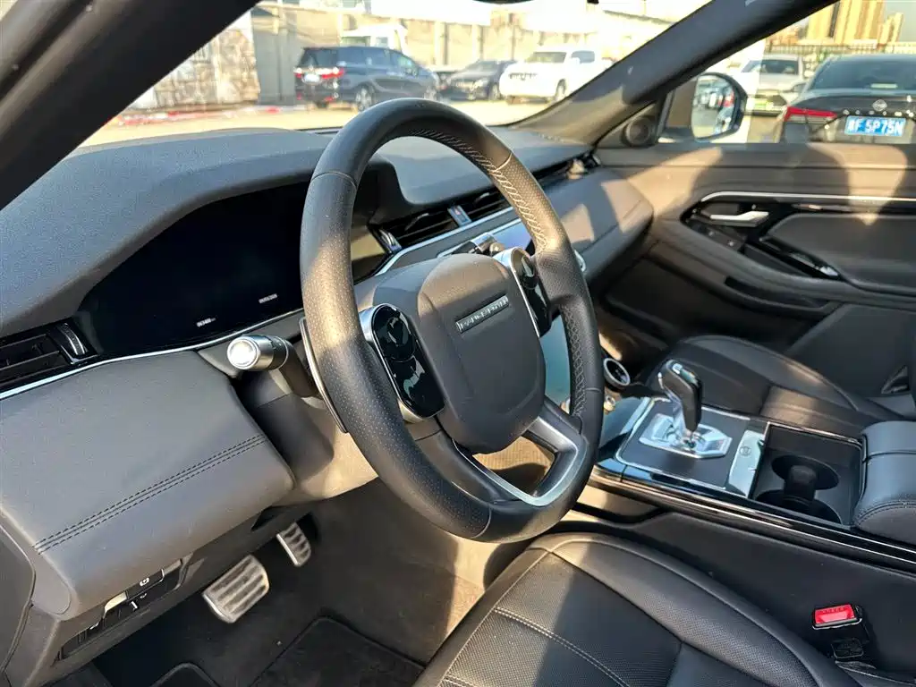Land Rover Range Rover Evoque 2020 249PS R-DYNAMIC SE Sport Tech Edition фото 14
