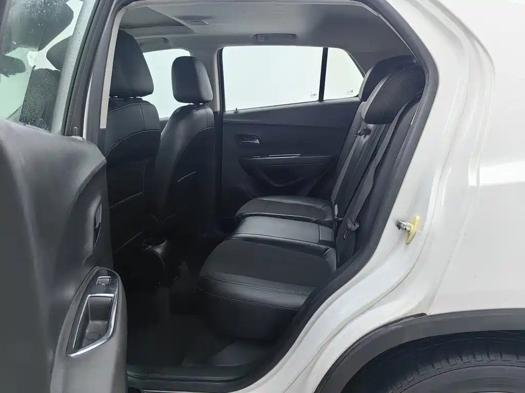 Фото 15 - Chevrolet Trax