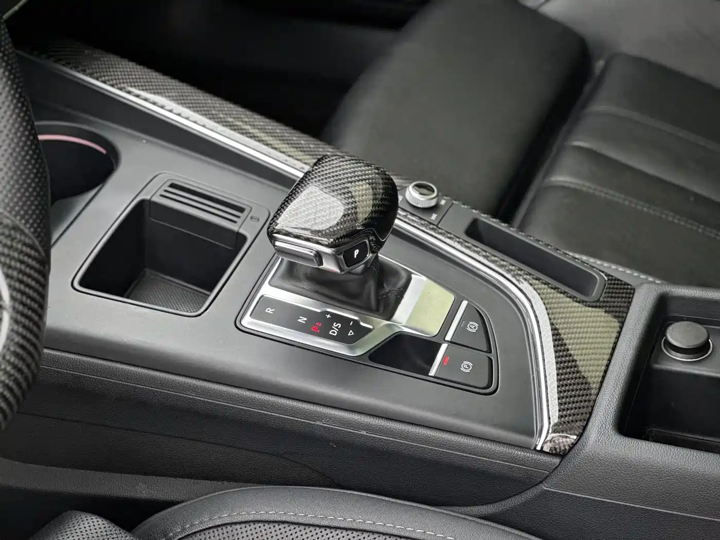 Audi A4L 2020 40 TFSI Luxury Dynamic фото 5