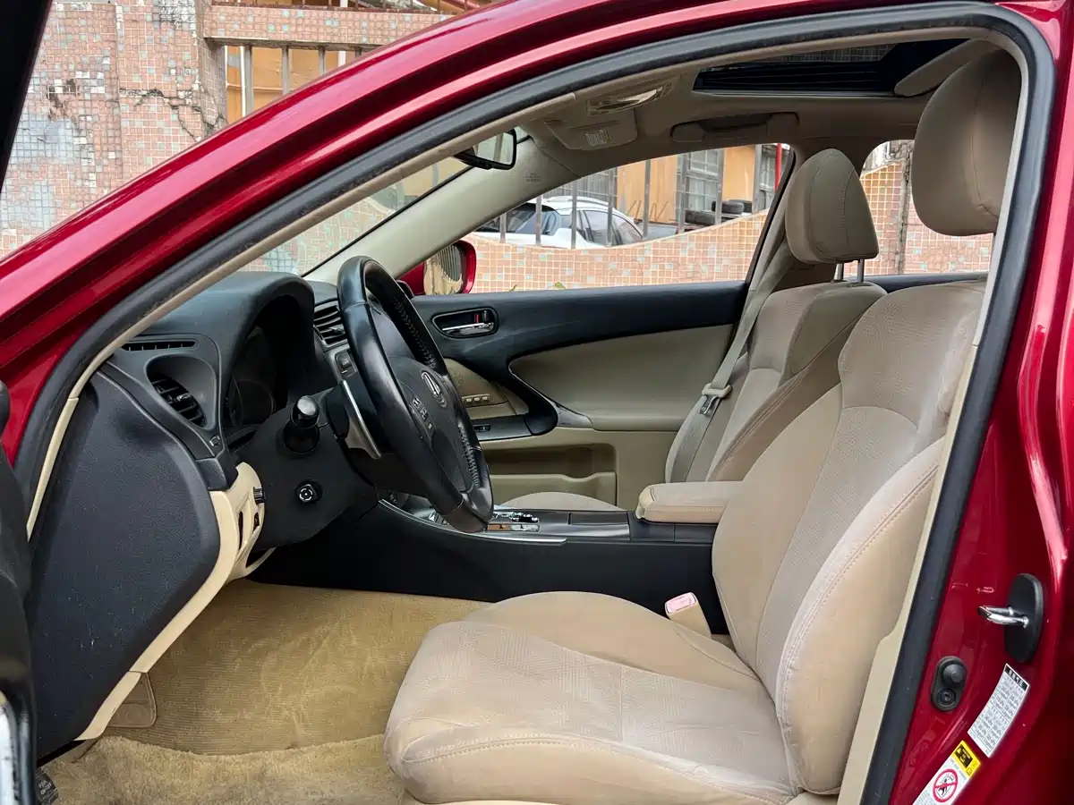 Lexus IS 2007 300 Dynamic Special Edition фото 6