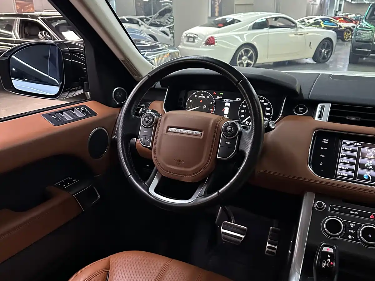 Фото 17 - Land Rover Range Rover Sport