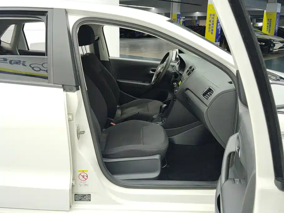 Volkswagen Polo 2013 2013 1.6L Automatic Comfort Edition