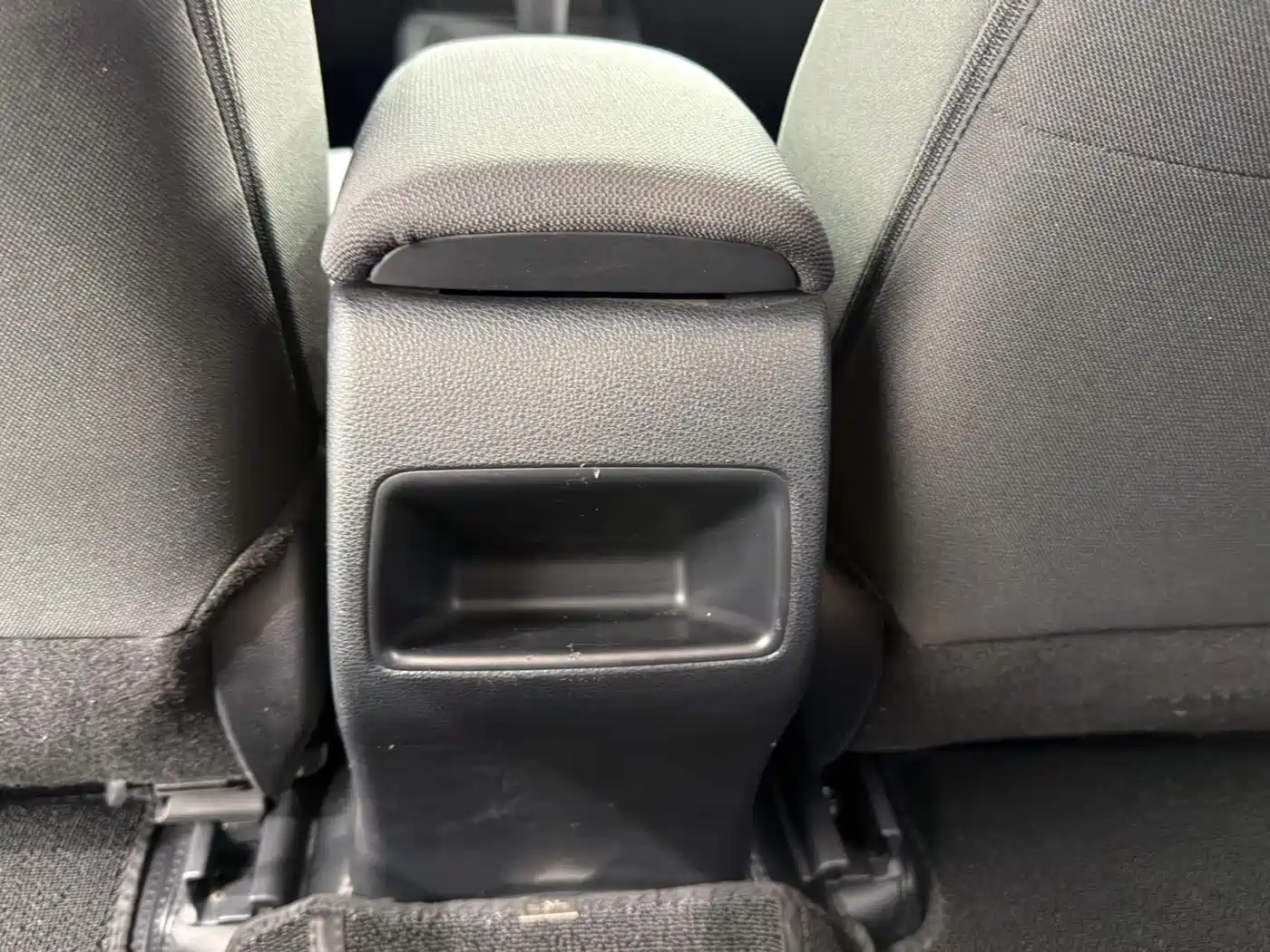 Toyota Corolla 2022 1.2T S-CVT Pioneer PLUS Edition фото 14