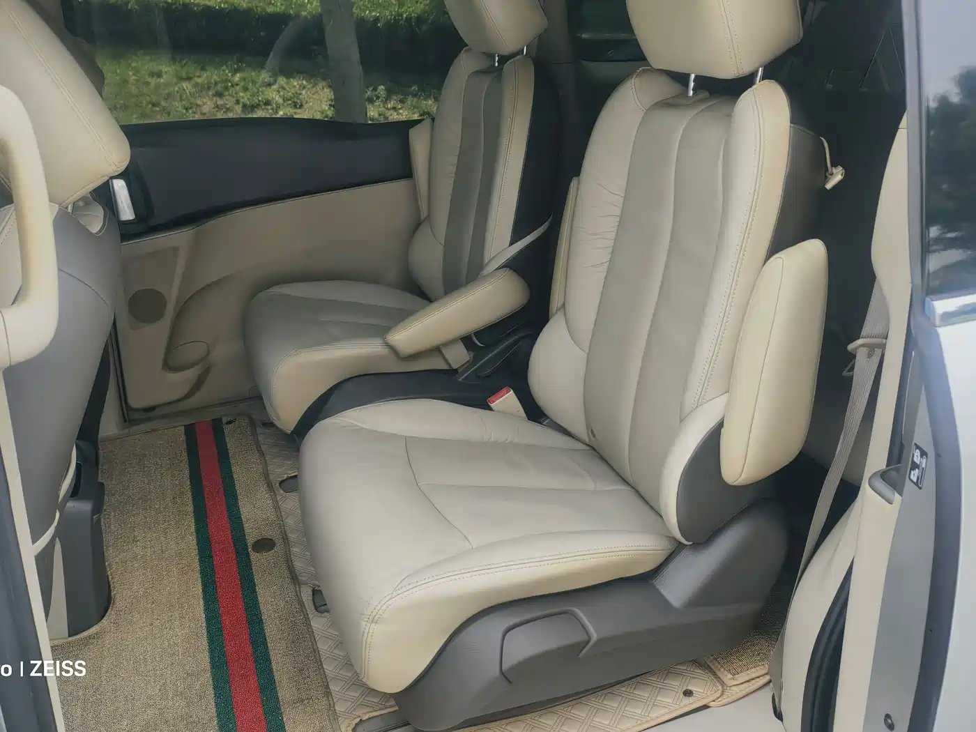 Buick GL8 2011 2.4L LT Luxury Business Executive фото 9