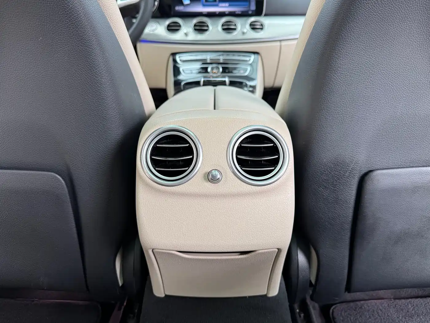 Mercedes-Benz E-Class 2017 E 300 Sport фото 20