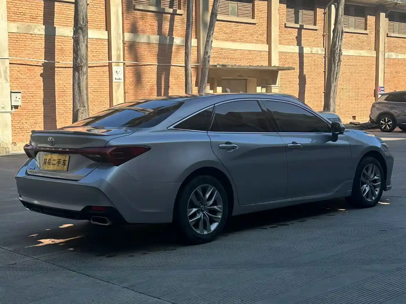 Toyota Avalon 2019 2.0L Luxury Edition (China VI) фото 3